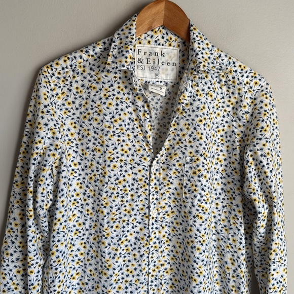 Frank & Eileen Relaxed Fit Floral Button-Up Shirt XS - Picture 3 of 10